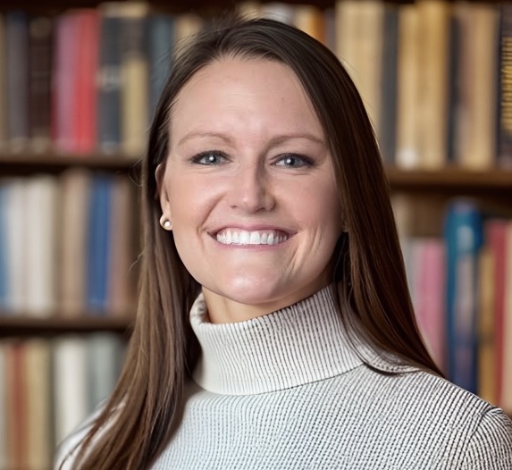 Headshot of Leah Peterson, an expert in education research and school leadership